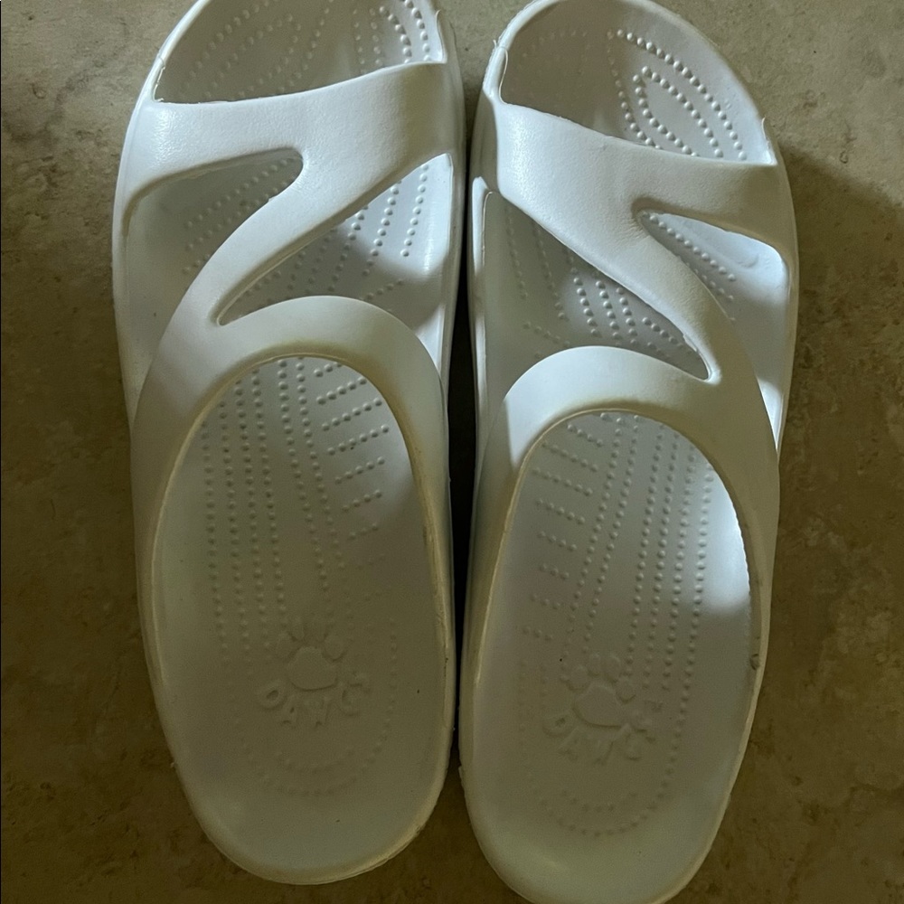 Dawgs sandals
